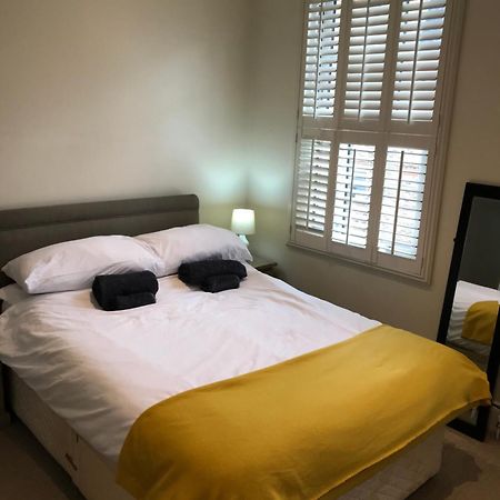 Villa Stylish & Spacious 3 Bed Victorian House Sleeps Up To 7 - Near O2, Museums, Excel, Mazehill Station 12 Mins Direct Into London Bridge Exterior foto